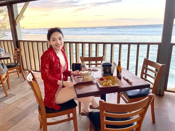 Local restaurants local guide near Paradise Beach Home